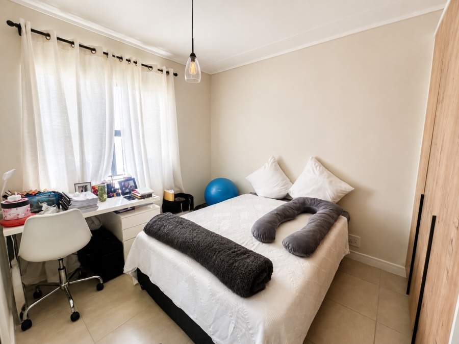 To Let 2 Bedroom Property for Rent in Atlantic Hills Western Cape